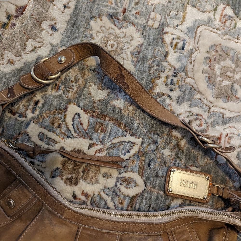 Hugo Boss bag - Picture 13 of 14